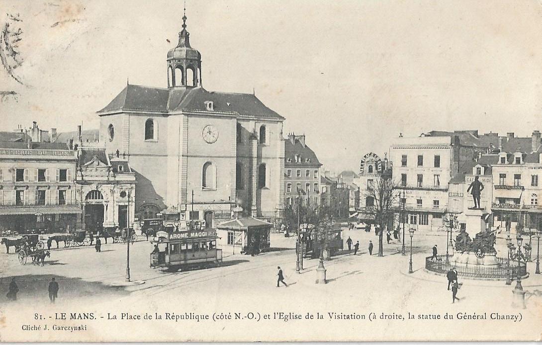 photo carte postale ancienne l'eglise - la Chaire 38 TOUR DU PIN (LA)